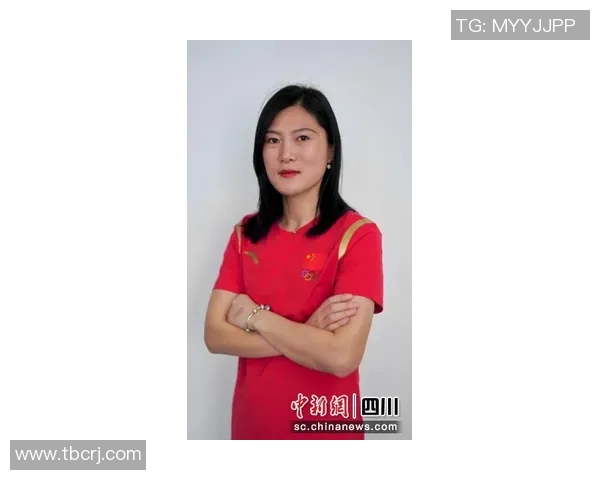 吴芳的足球人生：从草根到职业的深度对话与心路历程分享