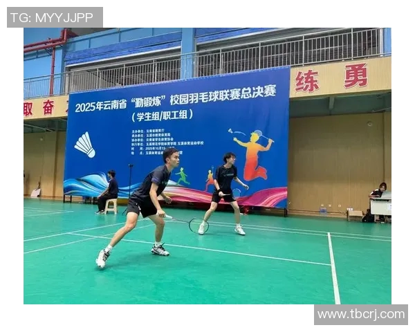 成都羽毛球队在亚运会上的默契配合与精彩表现分析